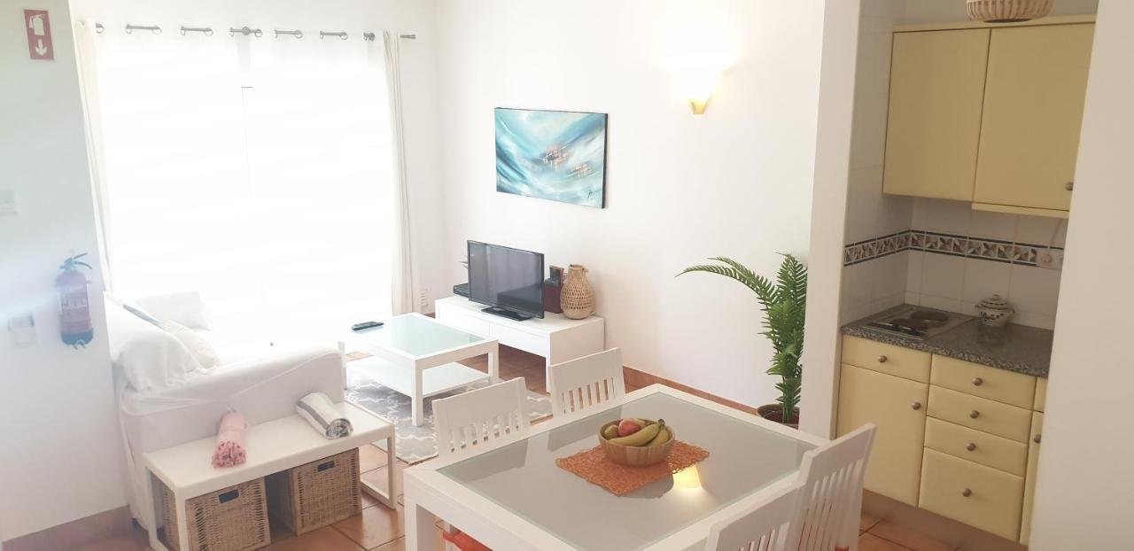 Apartment Vila Mos In Porto Mos Beach Lagos Kültér fotó
