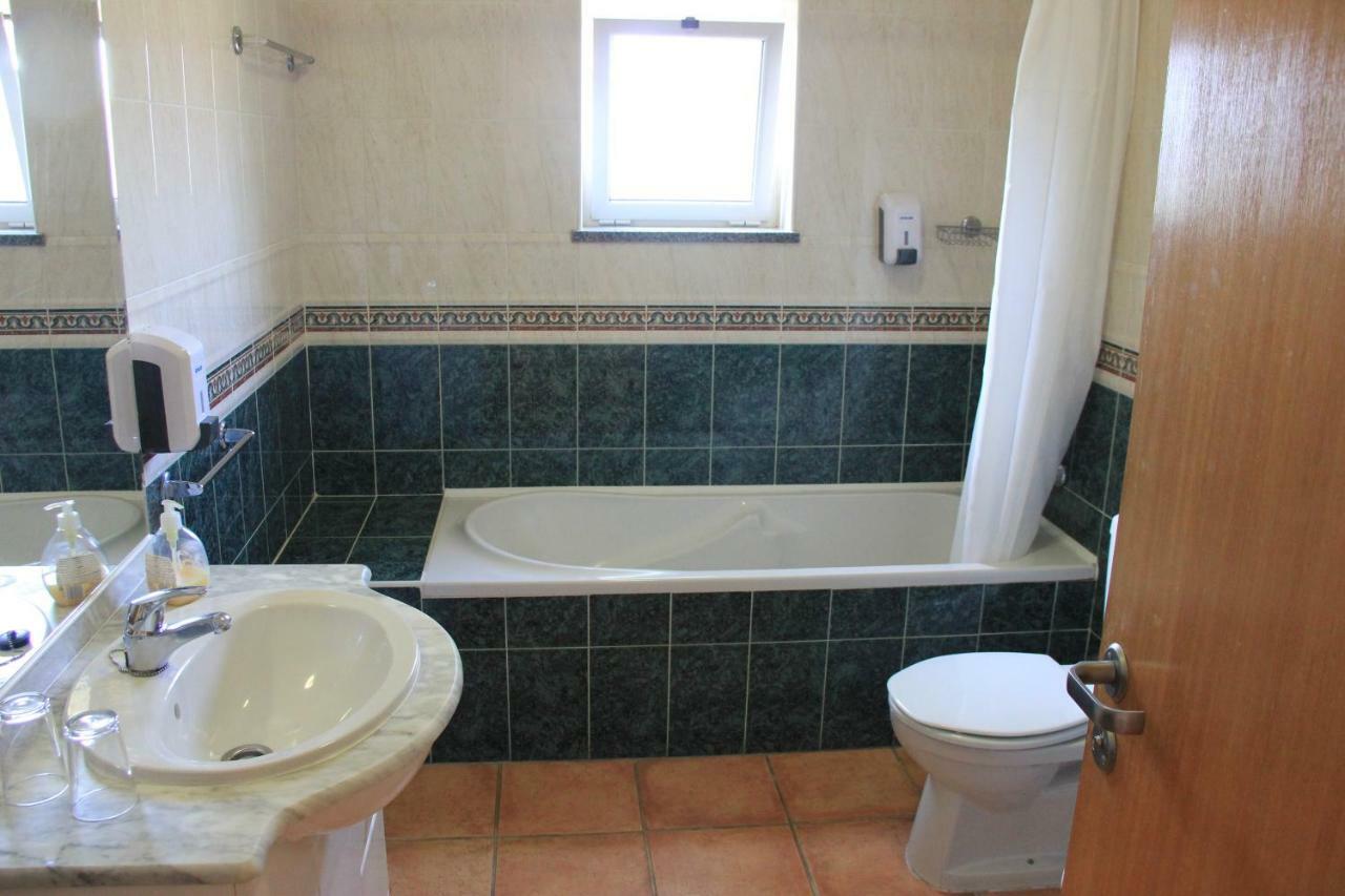 Apartment Vila Mos In Porto Mos Beach Lagos Kültér fotó